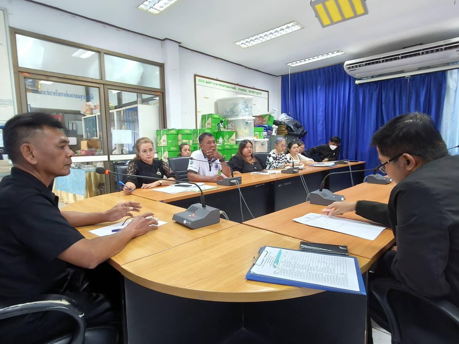 ประชุมประจำเดือนผู้บริหารร่วมกับพนักงานส่วนตำบล