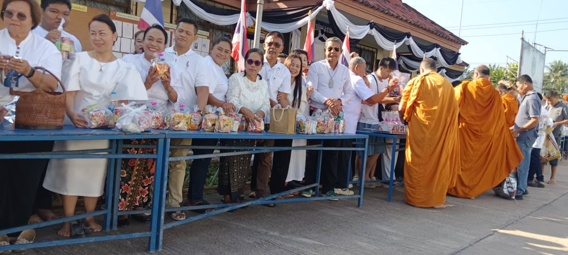 กิจกรรมการทำบุญตักบาตรเนื่องในวันขึ้นปีใหม่ประจำปี 2569