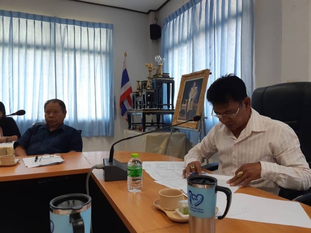 ประชุมการบริหารกองทุนหลักประกันสุขภาพ ณ ห้องประชุมองค์การบริหารส่วนตำบลมะขามเตี้ย