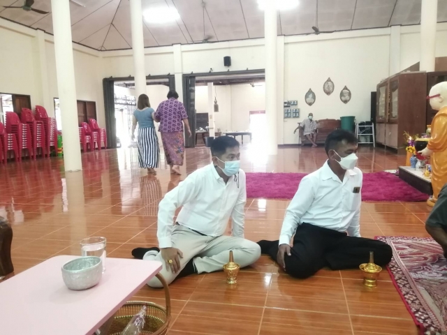 กิจกรรมส่งเสริมคุณธรรม นำปิ่นโตถวายพระและทำความสะอาดบริเวณวัด(วัดพุทธบูชา)